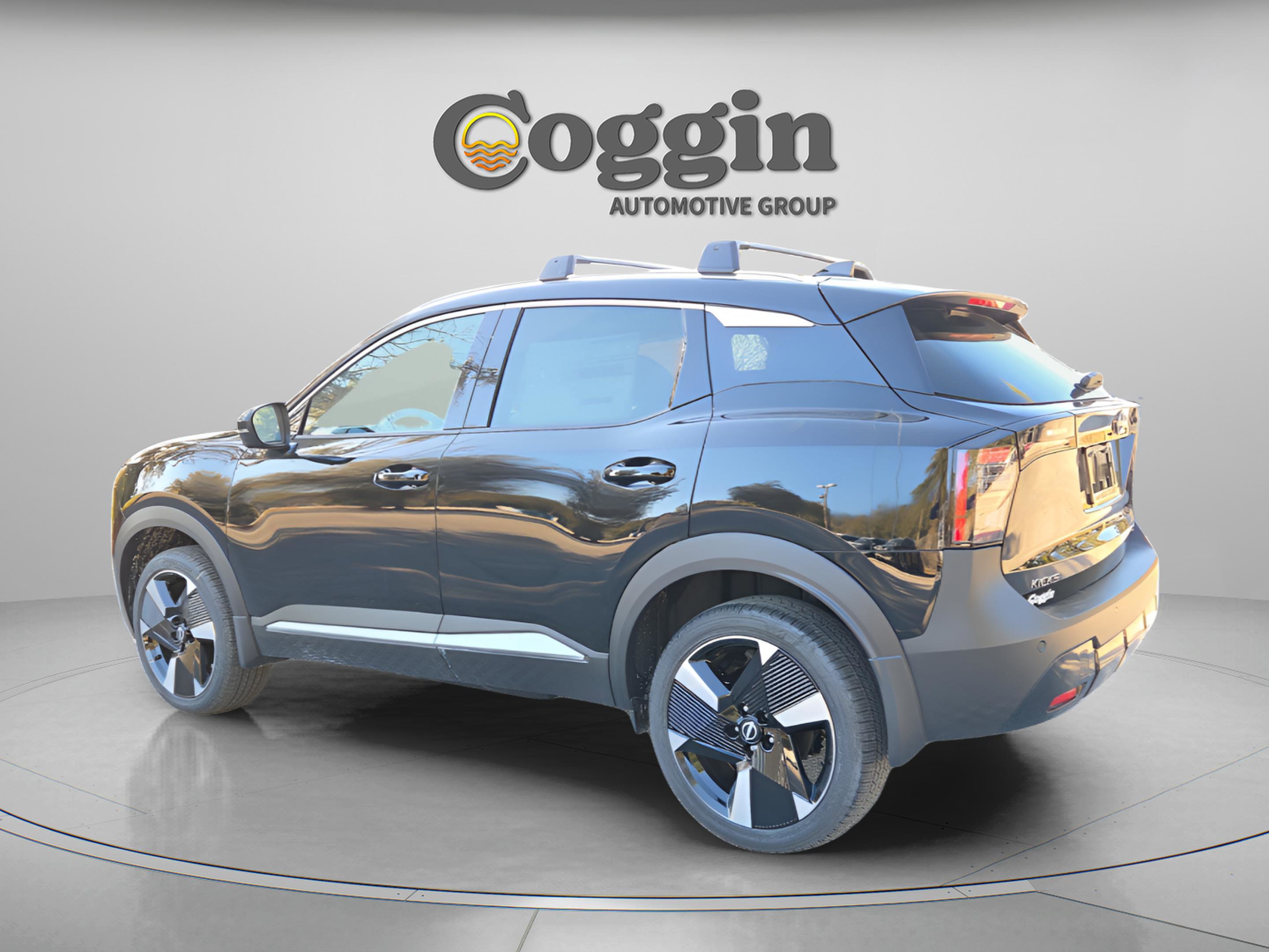 New 2026 Nissan Kicks SR image 4