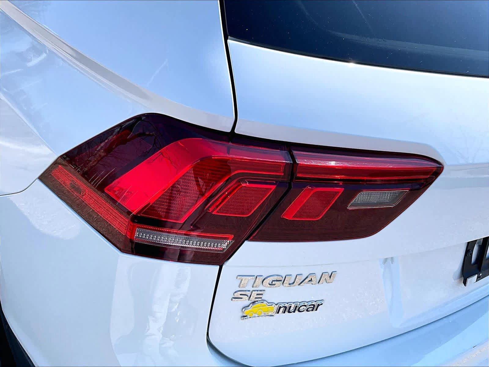 Used 2020 Volkswagen Tiguan SE AWD/4WD image 33
