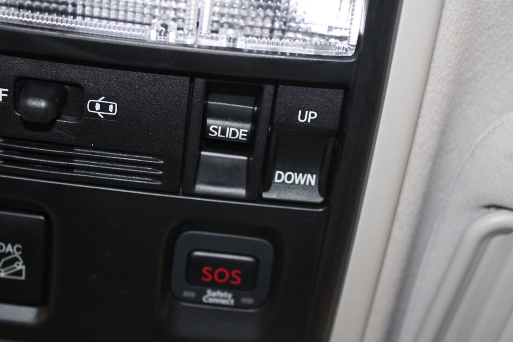 Used 2016 Toyota 4Runner Limited image 53