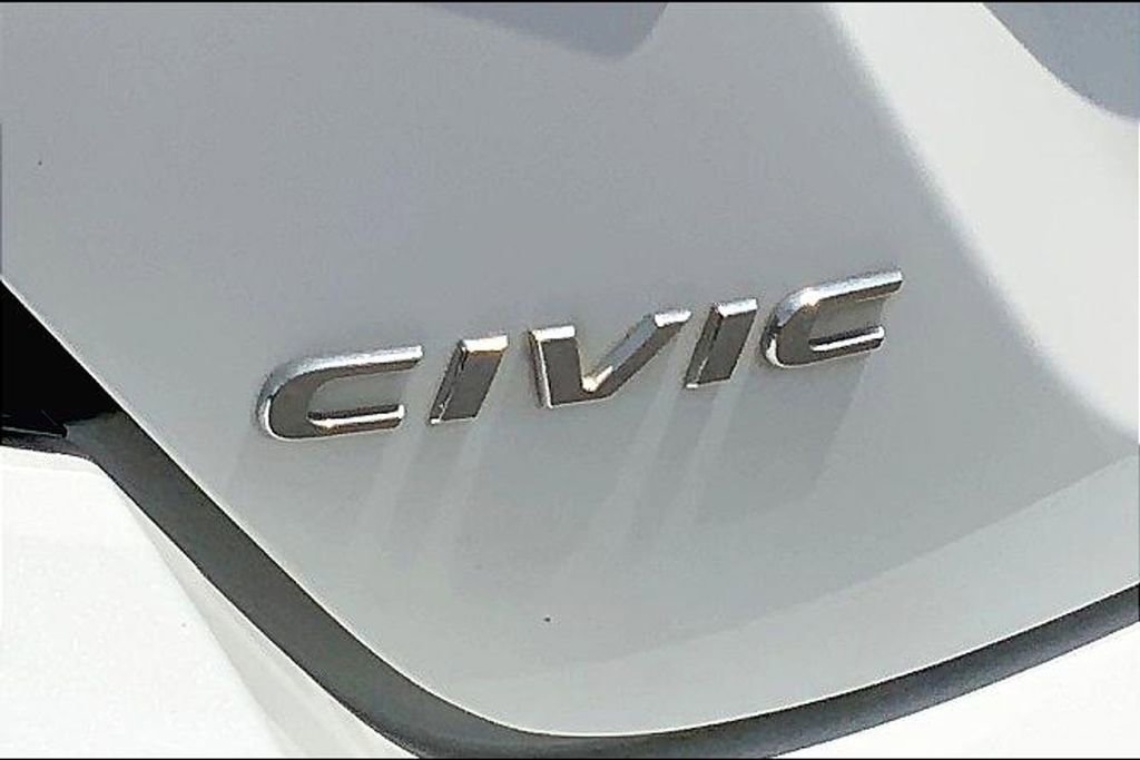 Used 2019 Honda Civic Sport image 8