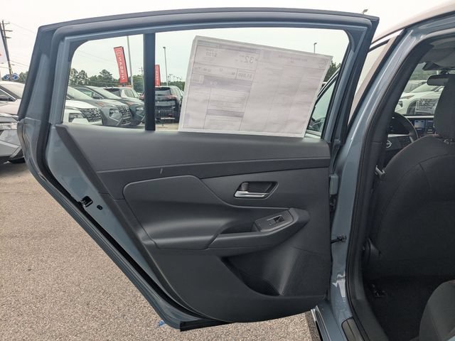 New 2026 Nissan Sentra SR w/ Floor Mat Package FWD image 24