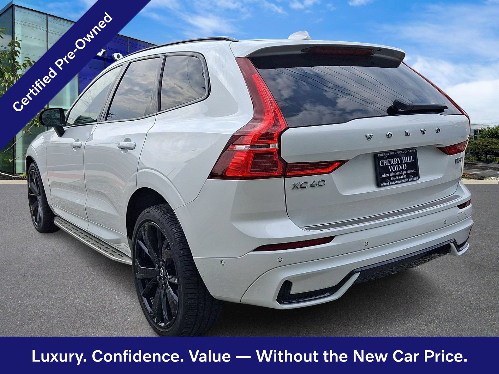 Certified 2024 Volvo XC60 B5 Ultimate AWD/4WD image 5