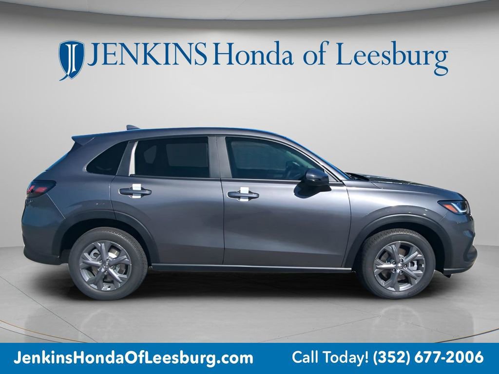 New 2026 Honda HR-V LX image 2