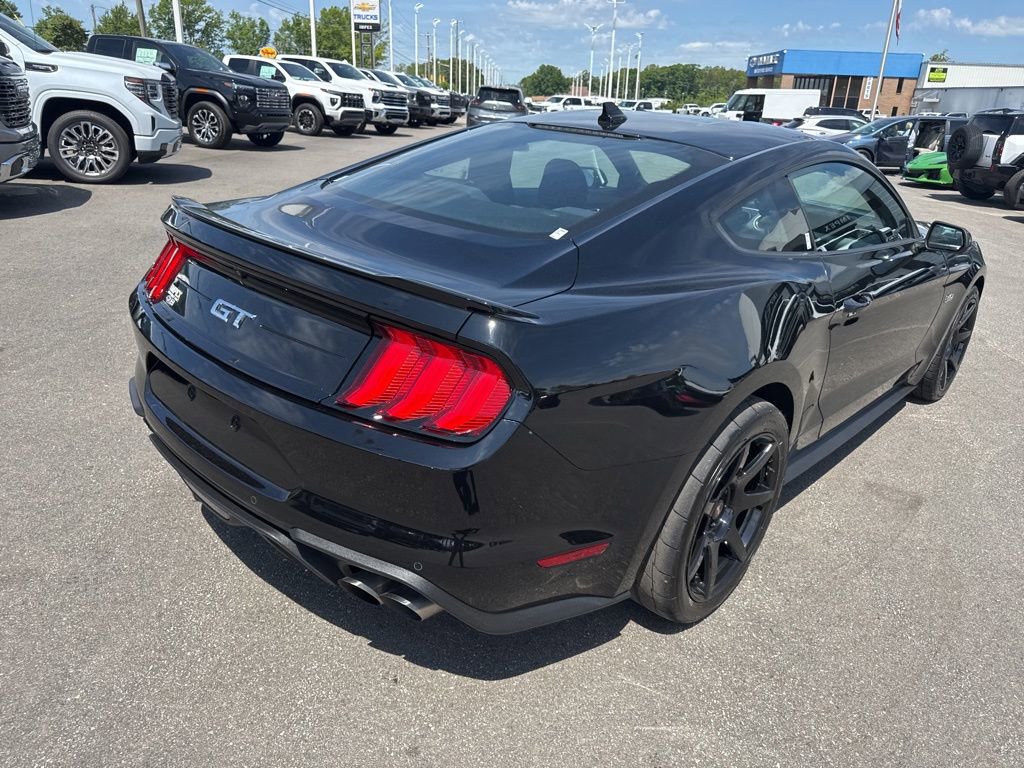 Used 2022 Ford Mustang GT w/ Equipment Group 301A RWD image 5