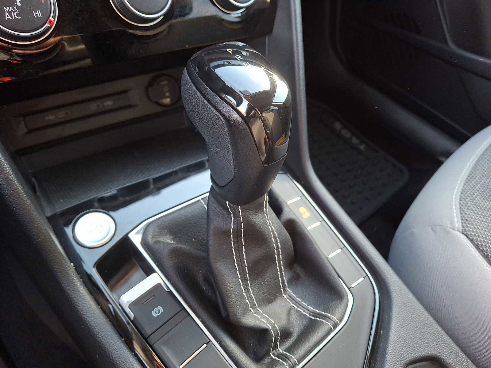 Certified 2023 Volkswagen Taos S image 11