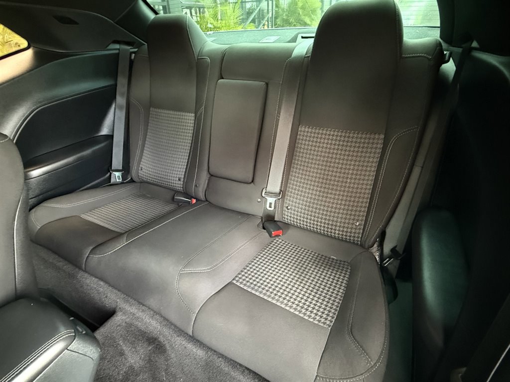 Used 2018 Dodge Challenger SXT w/ Blacktop Package RWD image 15