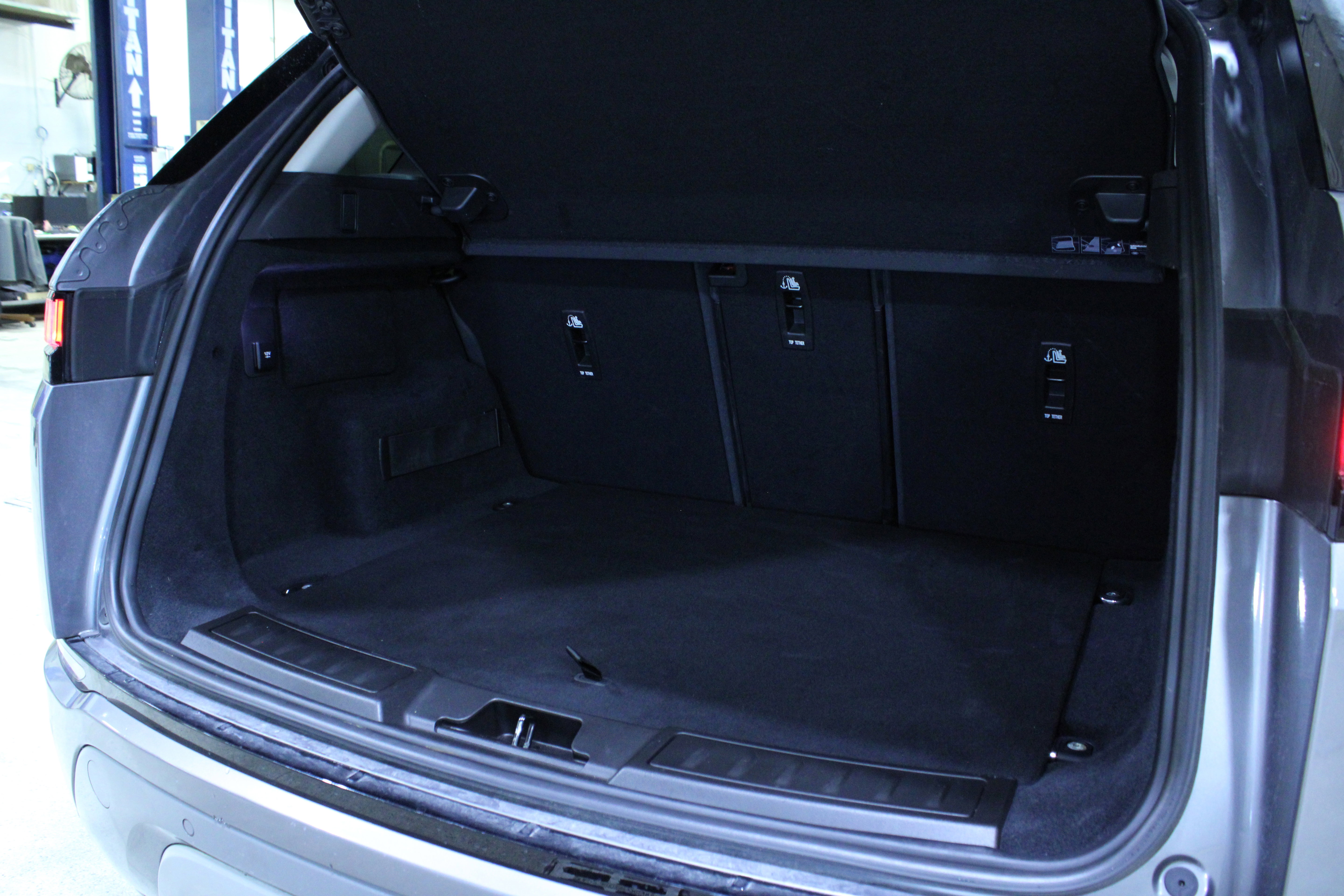 Used 2020 Land Rover Range Rover Evoque S image 33