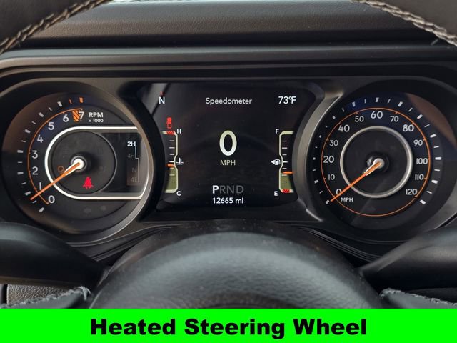 Used 2025 Jeep Gladiator Mojave w/ Convenience Group AWD/4WD image 19