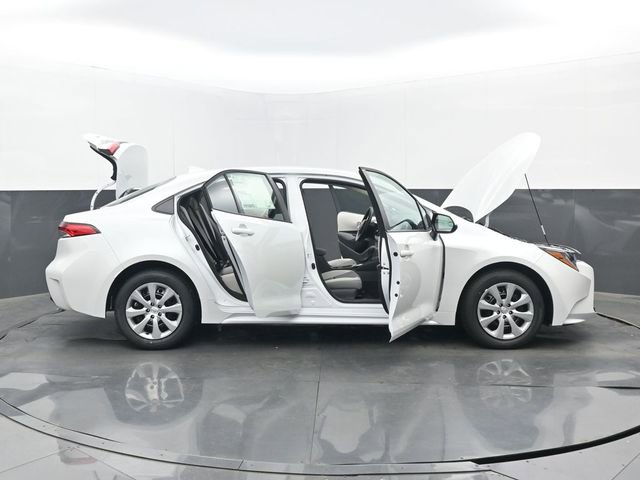 New 2026 Toyota Corolla LE image 31