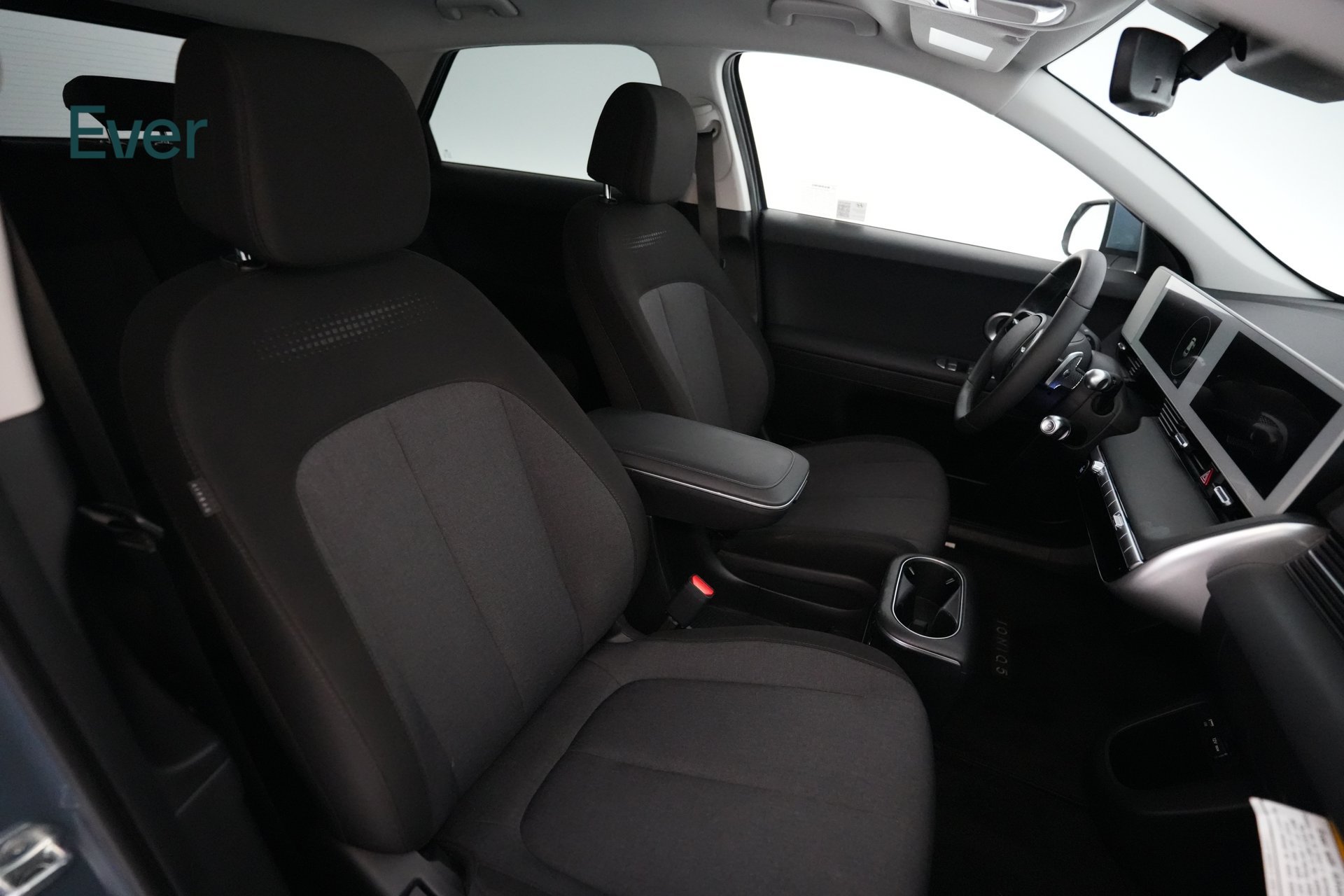 Used 2024 Hyundai Ioniq 5 SEL RWD image 23
