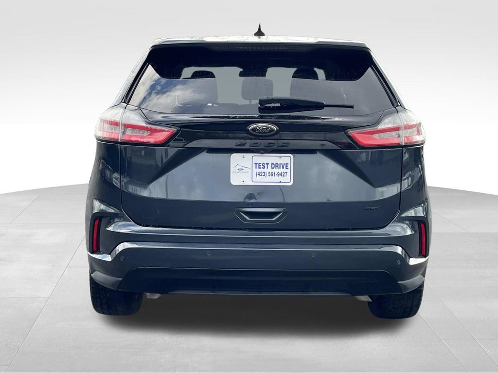 Used 2022 Ford Edge SE w/ Black Appearance Package image 4