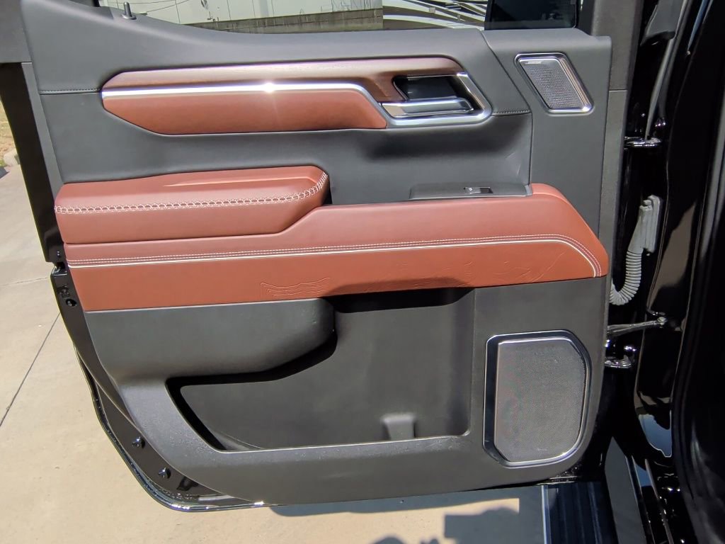 Used 2025 GMC Sierra 1500 Denali Ultimate image 35