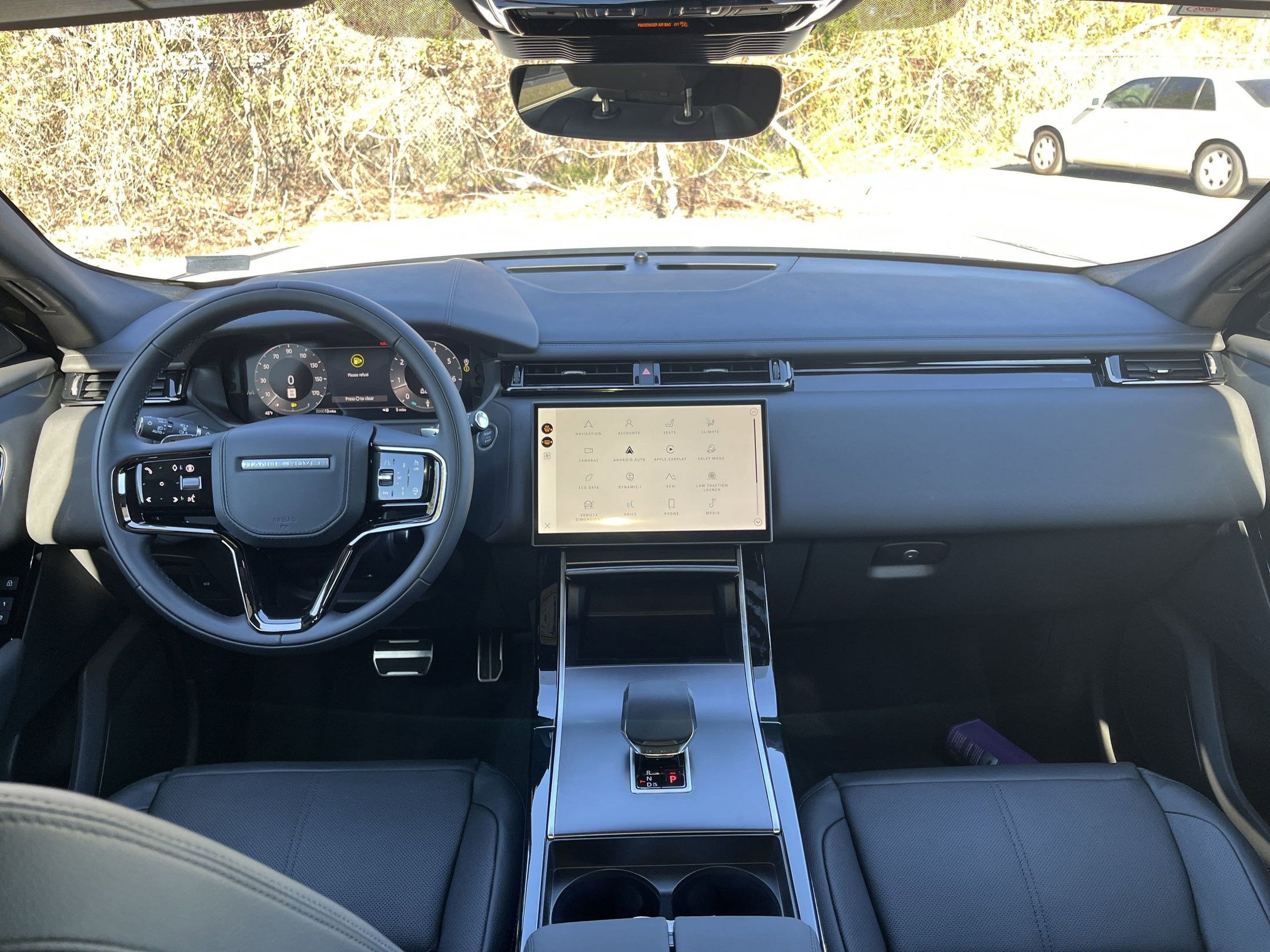 New 2026 Land Rover Range Rover Velar Dynamic SE image 15