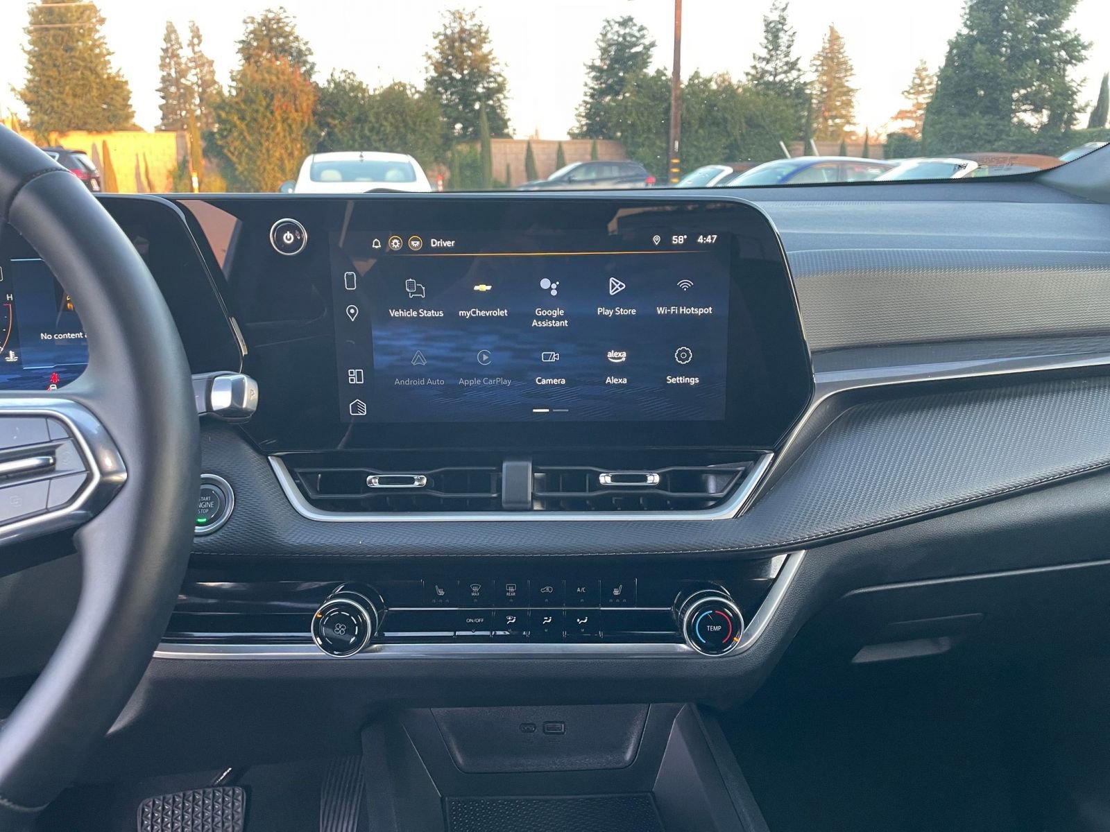 Used 2025 Chevrolet Equinox LT image 18