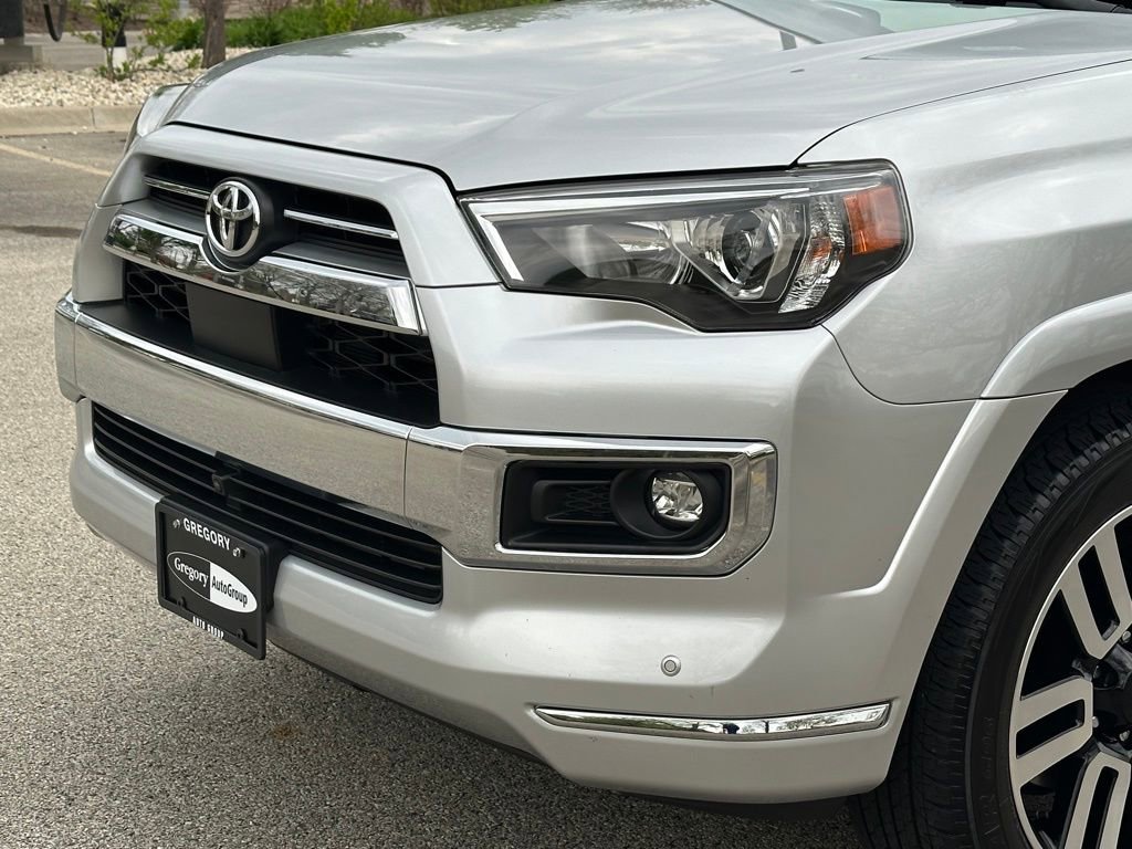 Used 2023 Toyota 4Runner Limited AWD/4WD image 12