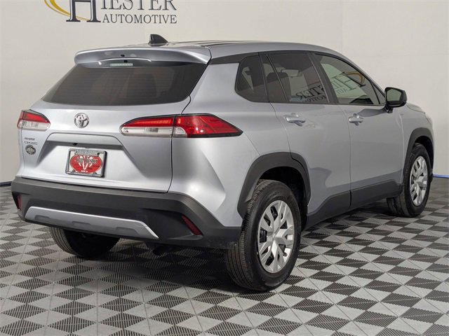 Used 2024 Toyota Corolla Cross L image 7