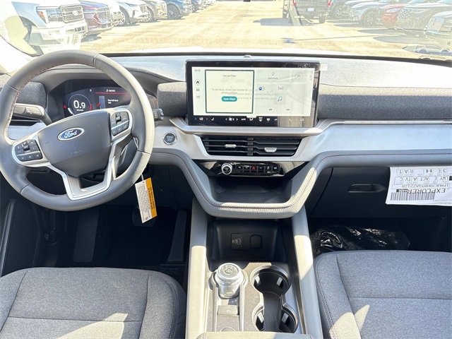 New 2026 Ford Explorer Active image 16