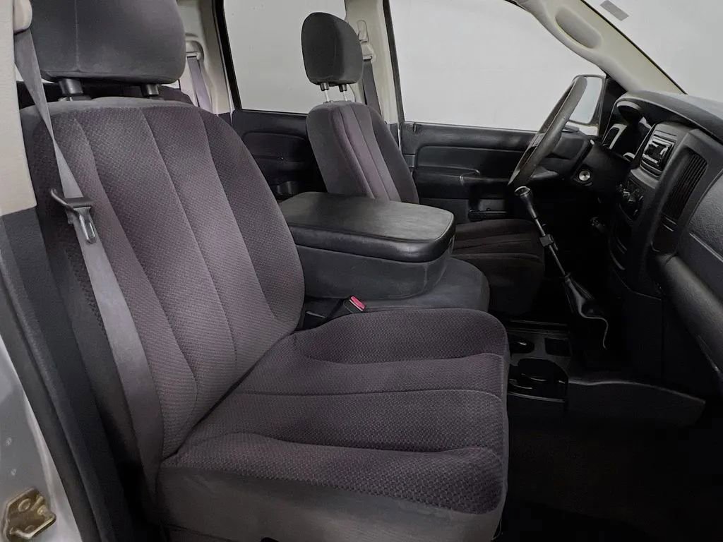 Used 2004 Dodge Ram 3500 Truck SLT w/ Trailer Tow Group image 28