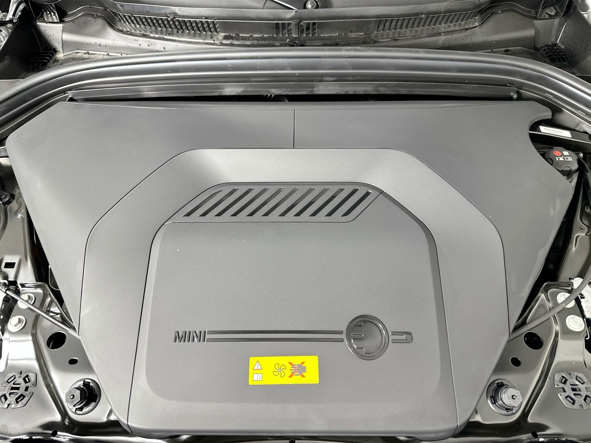 New 2025 MINI Cooper Countryman SE w/ Comfort Package Max image 33