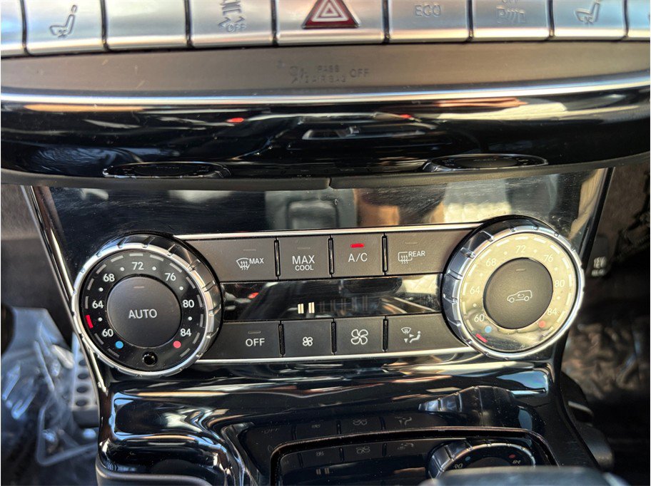 Used 2015 Mercedes-Benz G 63 AMG 4MATIC w/ PA6 Package image 30