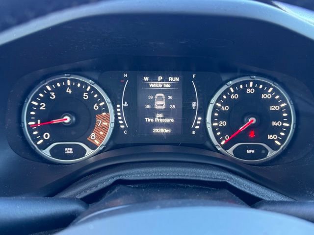 Used 2019 Jeep Renegade Latitude w/ Cold Weather Group image 21