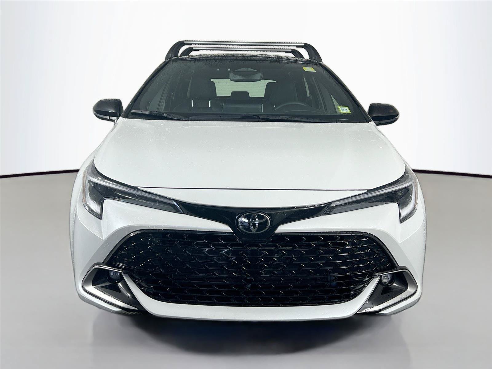 Used 2025 Toyota Corolla XSE FWD image 9