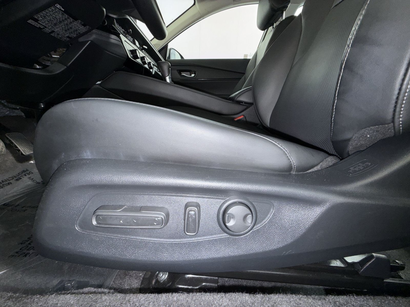 Used 2024 Honda Accord Touring image 14