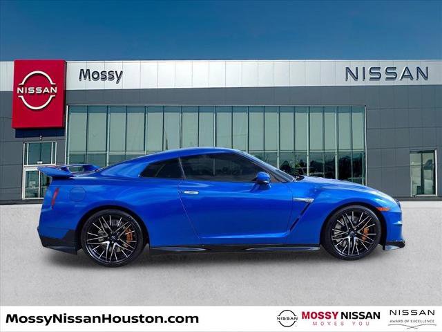 Certified 2024 Nissan GT-R w/ Floor Mat Package image 8