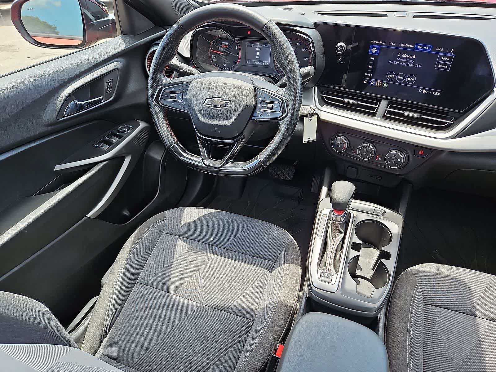 Used 2024 Chevrolet Trax RS w/ Driver Confidence Package FWD image 10