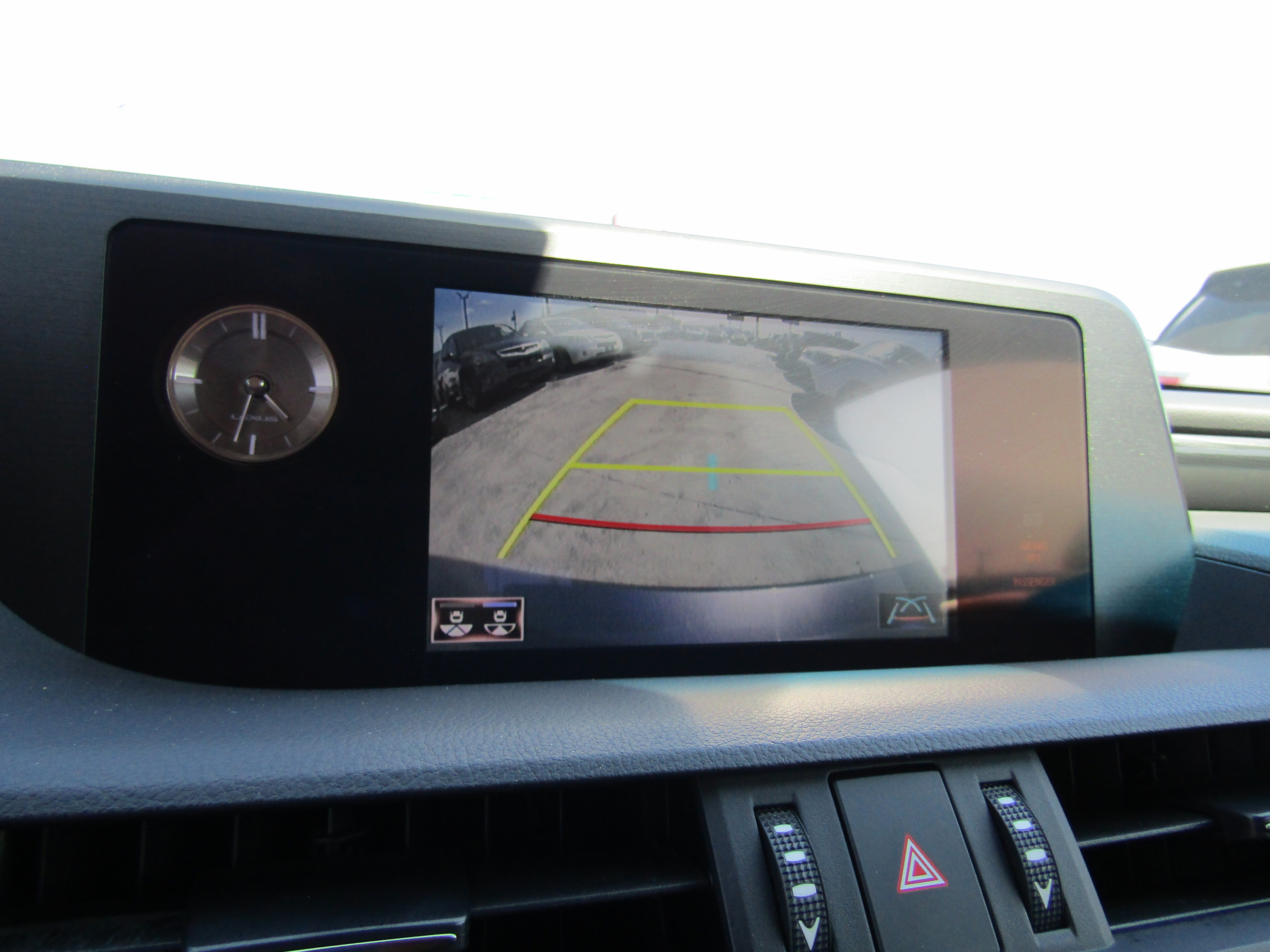Used 2019 Lexus ES 300h FWD image 22