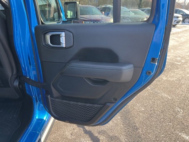 Used 2021 Jeep Wrangler Unlimited Rubicon 4xe w/ Steel Bumper Group image 16