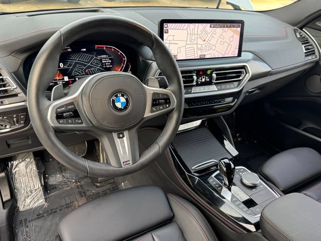 Used 2025 BMW X4 xDrive30i w/ Premium Package AWD/4WD image 11