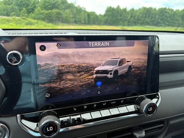 New 2026 Chevrolet Colorado Trail Boss AWD/4WD image 36