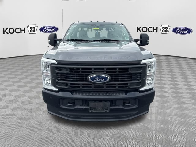 Used 2023 Ford F350 XL AWD/4WD image 2