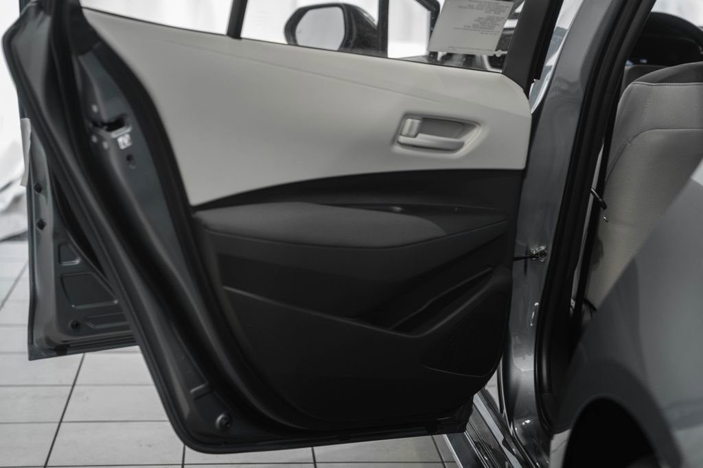 New 2026 Toyota Corolla LE FWD image 32