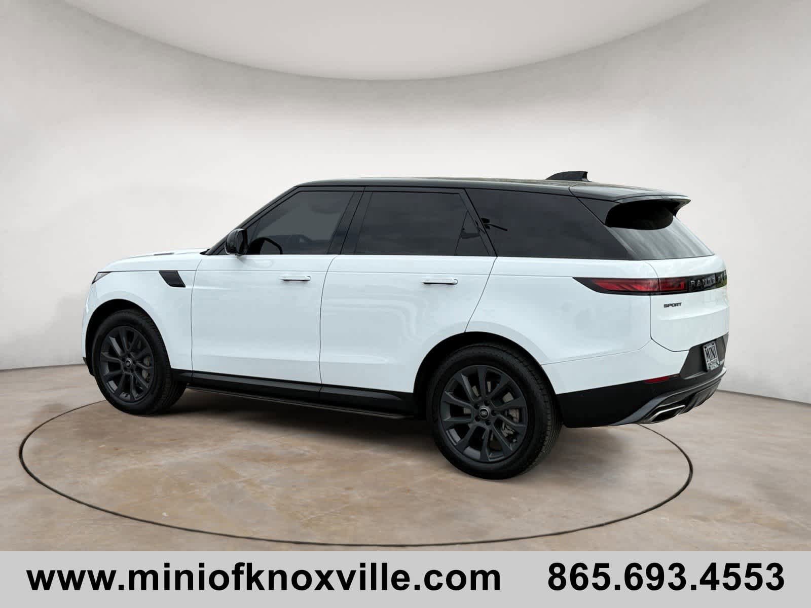 Used 2024 Land Rover Range Rover Sport SE AWD/4WD image 5