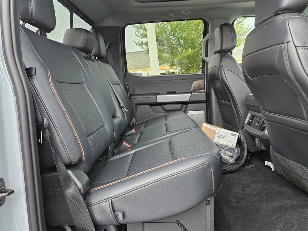 New 2025 Ford F250 Lariat w/ Lariat Ultimate Package image 33