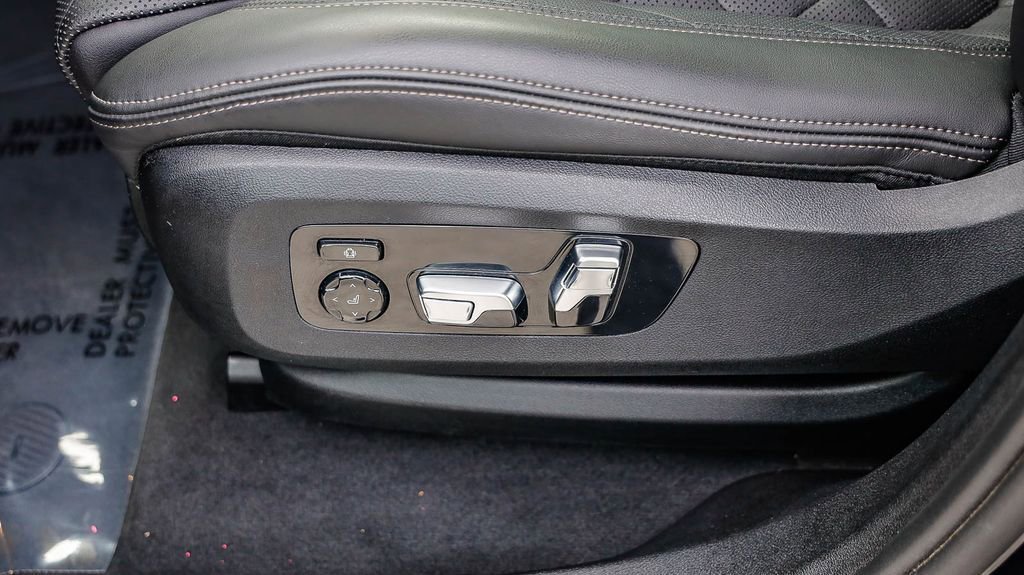 Used 2024 BMW X6 xDrive40i image 26