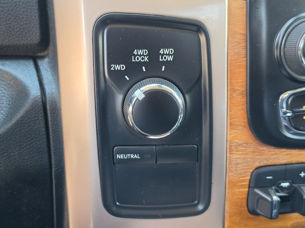 Used 2016 RAM 2500 Longhorn w/ Convenience Group AWD/4WD image 26