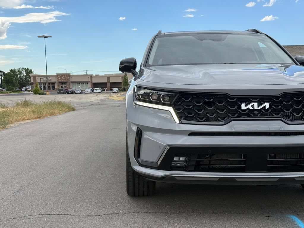 Used 2022 Kia Sorento SX Prestige AWD/4WD image 4