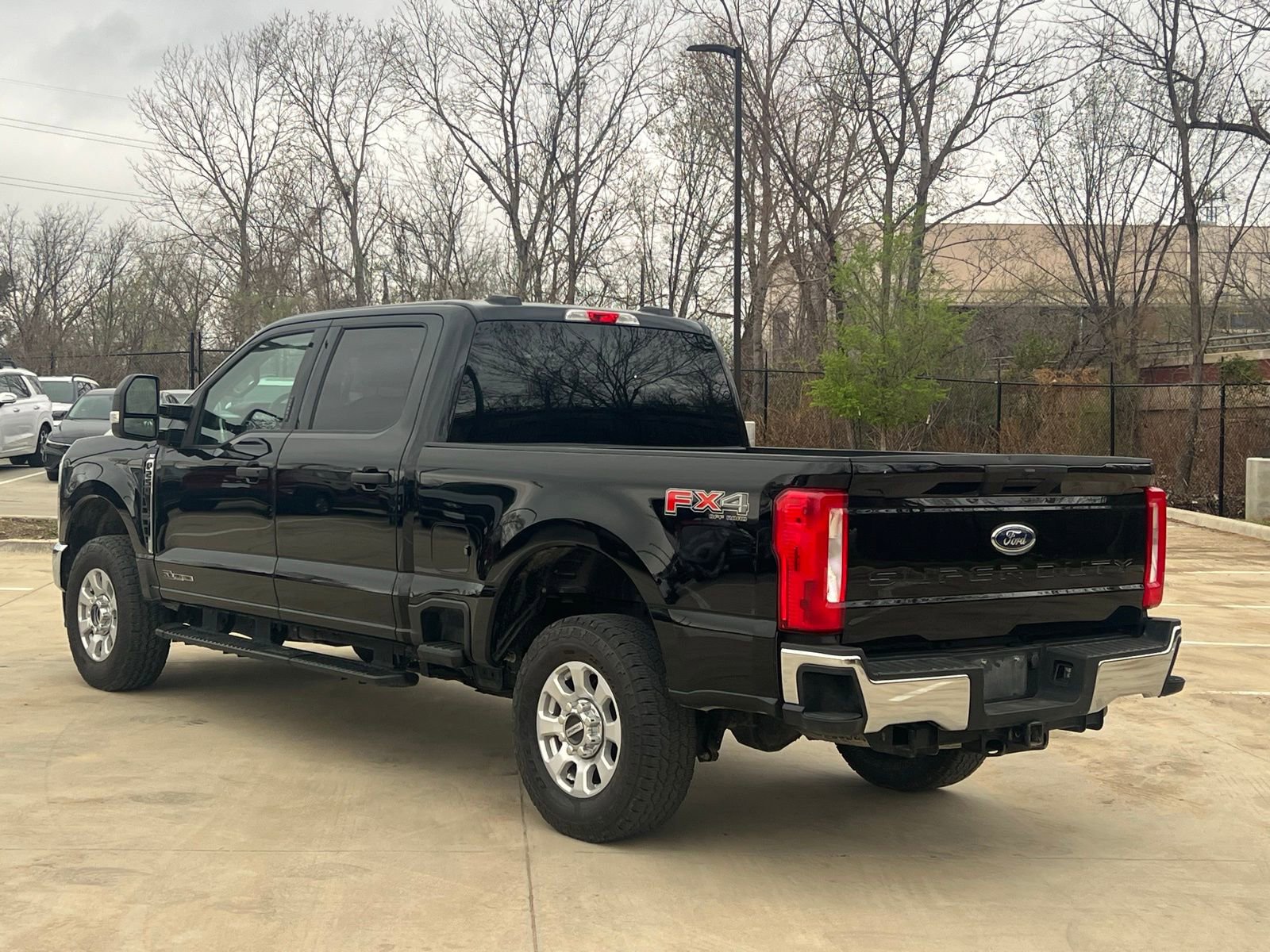 Used 2024 Ford F250 XLT w/ FX4 Off-Road Package image 10