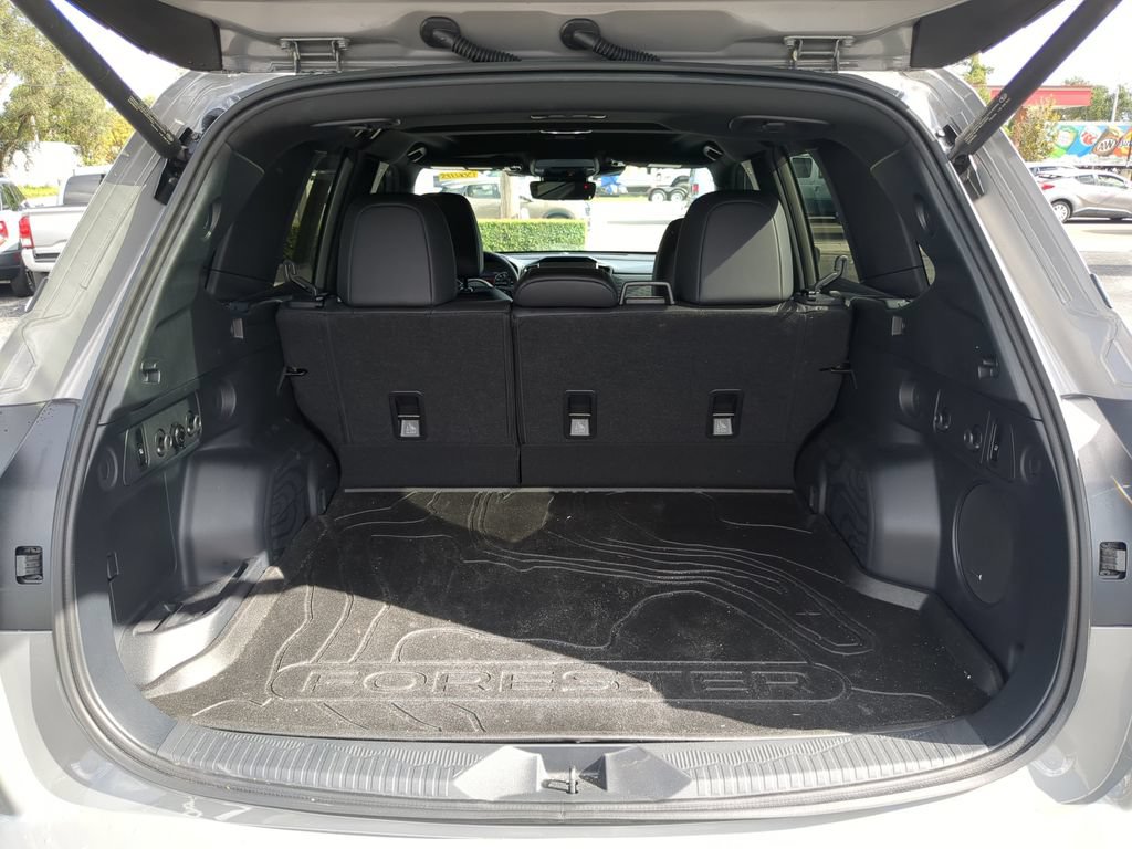 Used 2026 Subaru Forester Limited AWD/4WD image 9