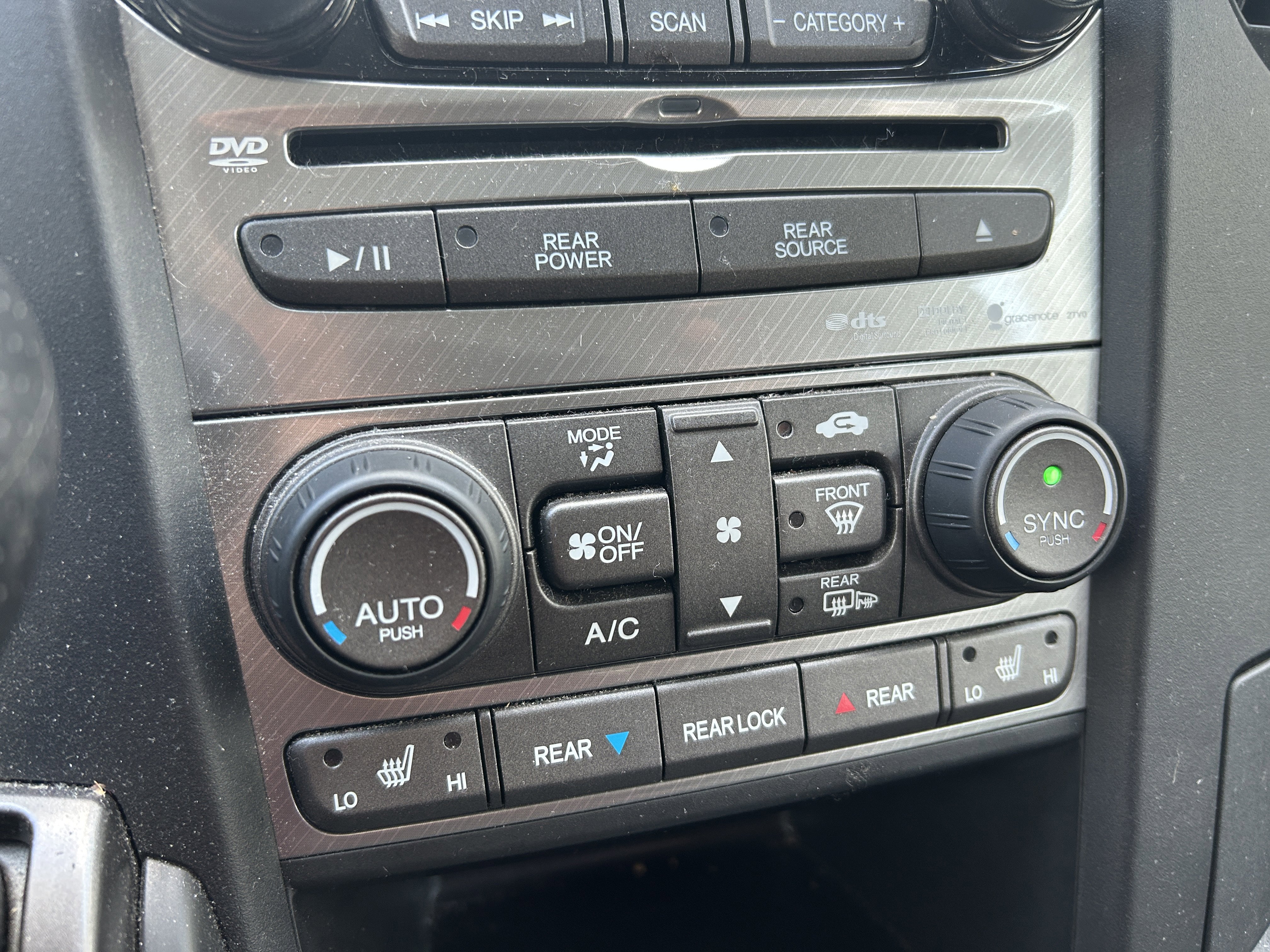 Used 2015 Honda Pilot Touring image 21