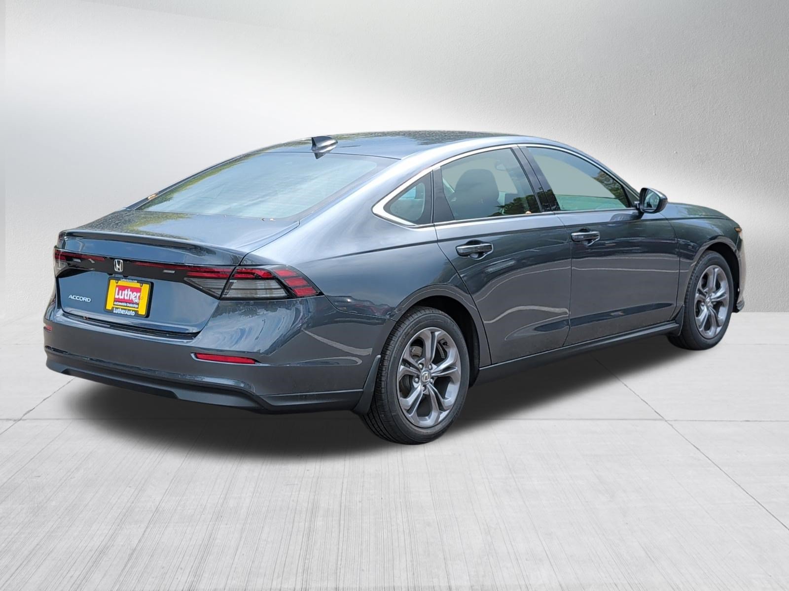 Certified 2023 Honda Accord EX image 7