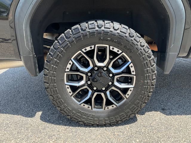 Used 2022 GMC Sierra 2500 AT4 w/ AT4 Premium Plus Package AWD/4WD image 29