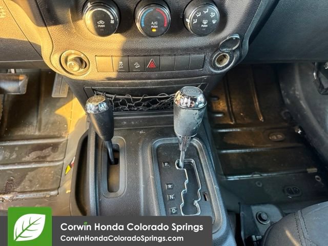 Used 2018 Jeep Wrangler Unlimited Sport S AWD/4WD image 20