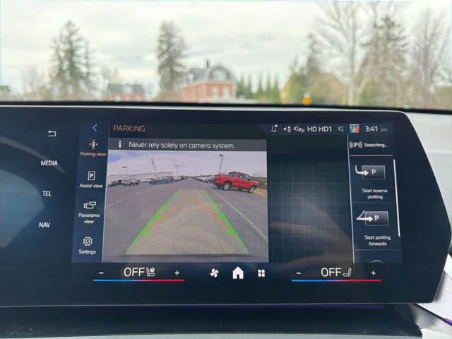 Used 2026 BMW X1 xDrive28i image 19