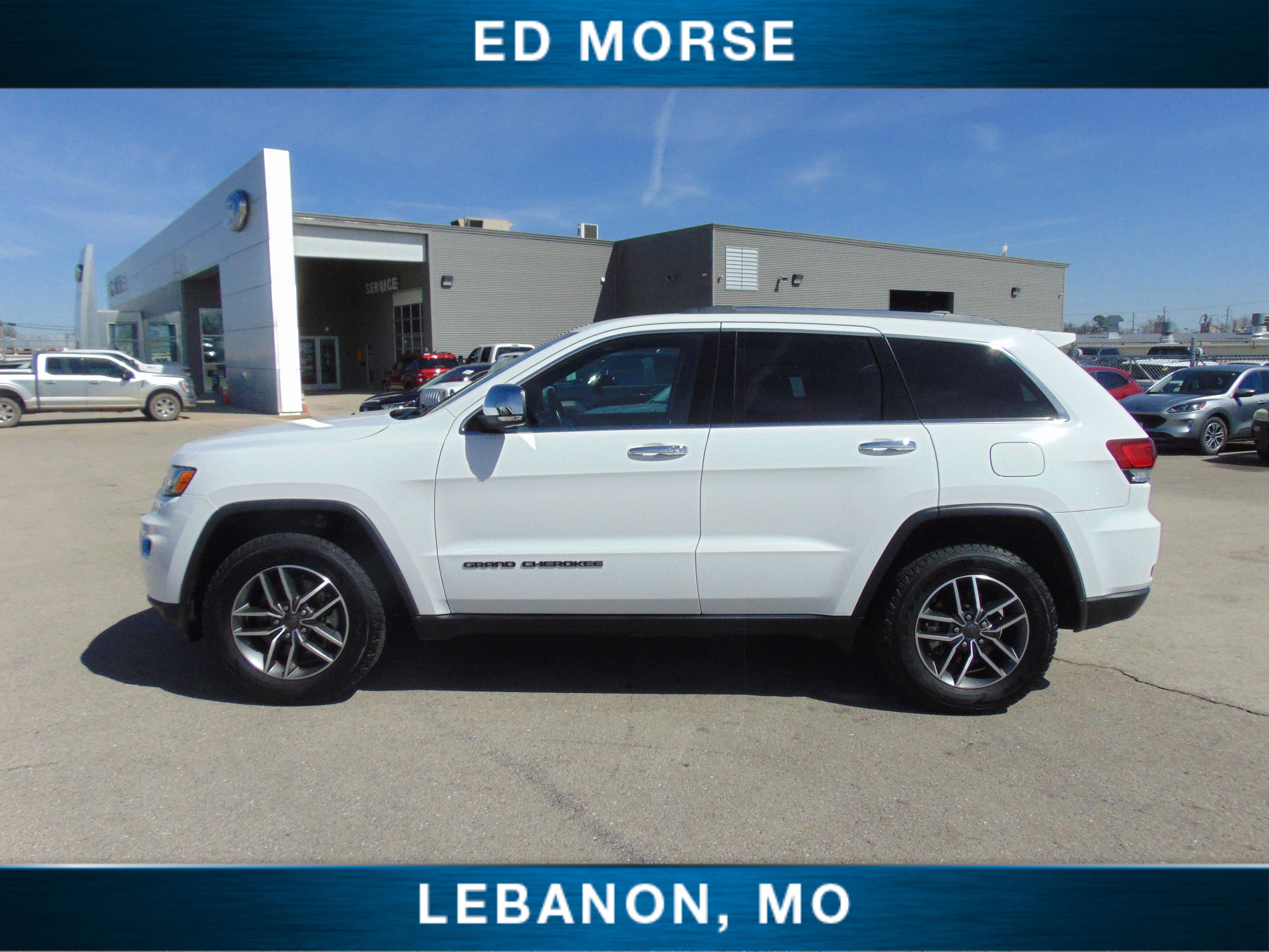 Used 2021 Jeep Grand Cherokee Limited w/ Luxury Group II image 2