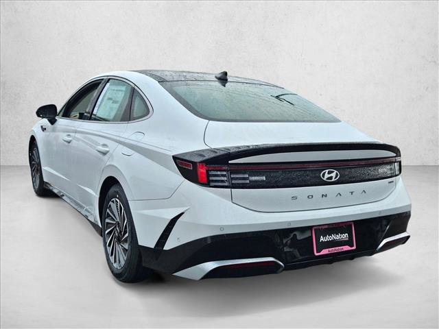 Used 2025 Hyundai Sonata Limited FWD image 9
