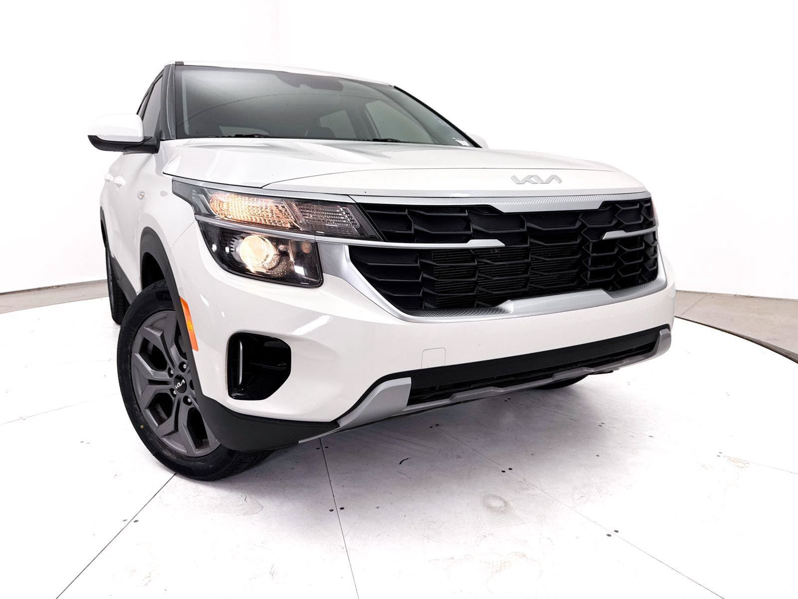 Certified 2024 Kia Seltos LX AWD/4WD image 5